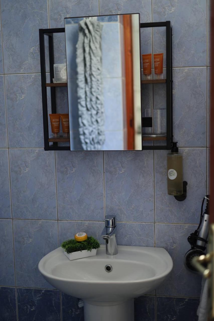 Happy Apartment Sarandë エクステリア 写真